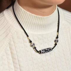 Black & White 9-Eyed Dzi Bead Necklace – Tibetan Sweater Chain for Protection & Wisdom