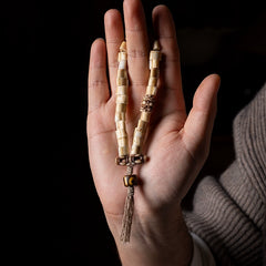 Tibetan Handwoven Antler Tip Bracelet – Yak Bone & Agate Mala with Vajra Beads for Spiritual Practice