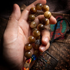 Tibetan Bodhi Root Prayer Beads Bracelet – 16 Natural White Seeds with Brass Beast Head & Glass Spacers | Handheld Spiritual Mala